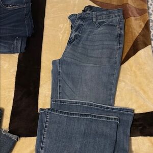 Blue Straight Jeans with Classic Denim Texture